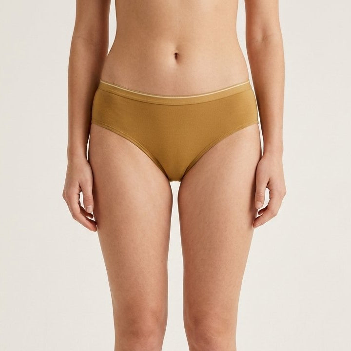 3001 — Golden Yellow